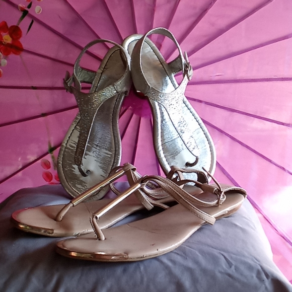 Sandals - Picture 2 of 3